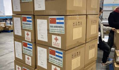 ARRIBÓ HOY UN NUEVO VUELO DE CHINA CON INSUMOS MÉDICOS
