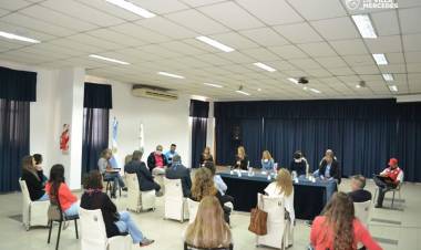 EL COMITÉ SOCIAL DE VILLA MERCEDES COORDINA LA ASISTENCIA DE LOS ADULTOS MAYORES