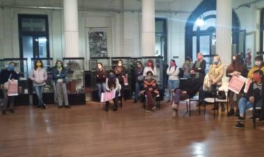 CONTUNDENTE PARO DE LOS TRABAJADORES DE LA SALUD EN SANTA FE