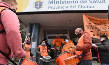 COMENZÓ HOY EN CHUBUT CON UN PARO DE 72 HORAS LA SEMANA DE LA LUCHA EN SALUD