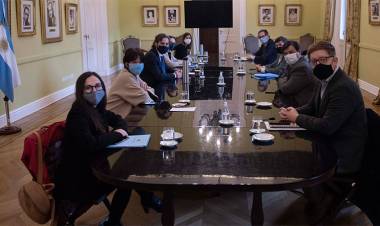 EL GABINETE ECONÓMICO COMENZÓ A ANALIZAR LA RECONVERSIÓN DEL IFE Y QUÉ CARACTERÍSTICAS TENDRÍA