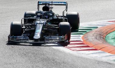 HAMILTON IMPARABLE, DOMINÓ LA CLASIFICACIÓN DE LA FÓRMULA 1 EN MONZA CON RÉCORD INCLUÍDO