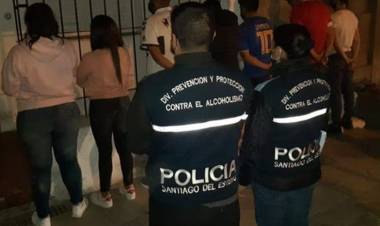 SANTIAGO DEL ESTERO: OCHO GENDARMES PASARON A DISPONIBILIDAD POR PARTICIPAR DE UNA FIESTA CLANDESTINA