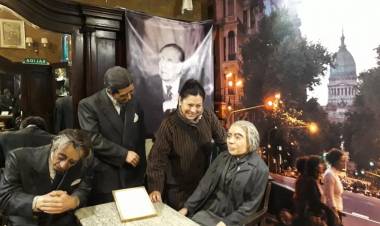 DÍA DE LOS CAFÉS DE BUENOS AIRES