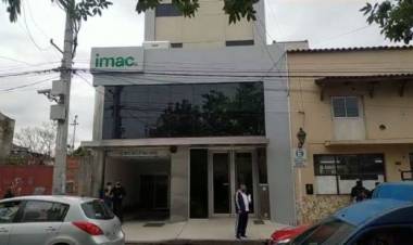 SALTEÑO SE TIRÓ DEL TERCER PISO DE UNA CLINICA PRIVADA