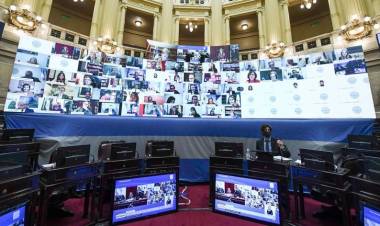 EL OFICIALISMO BUSCA RESPALDO POLÍTICO EN EL SENADO QUE VOTARÁ EL PRESUPUESTO 2021 EL JUEVES