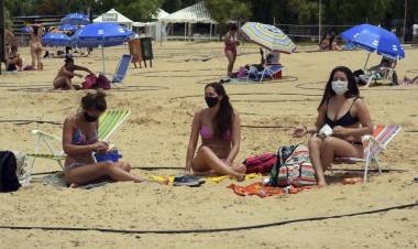 EN ROSARIO REABRIERON LAS PLAYAS CON ESTRICTOS PROTOCOLOS SANITARIOS