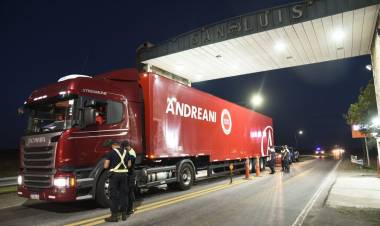 LA VACUNA CONTRA EL CORONAVIRUS LLEGÓ A LA PROVINCIA DE SAN LUIS