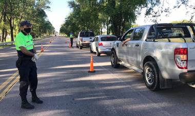 TRES PROVINCIAS ANUNCIARON RESTRICCIONES EN HORARIOS ANTE EL AUMENTO DE CASOS DE COVID