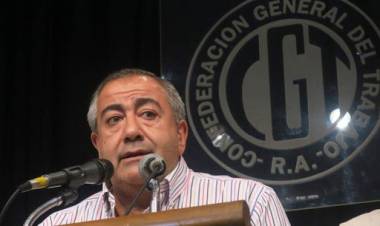 LA CGT PIDE QUE SUELDOS LE GANEN A LA INFLACIÓN, EN DOS AÑOS LA CAÍDA DEL SALARIO REAL SUPERÓ EL 20%