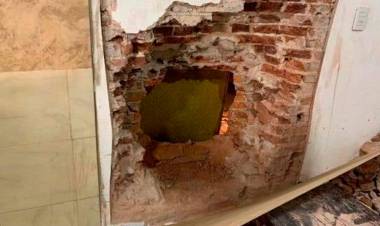 IMPRESIONANTE ROBO EN ROSARIO: HICIERON UN BOQUETE Y SE LLEVARON UNA MILLONARIA SUMA DE UNA EMPRESA DE CAUDALES