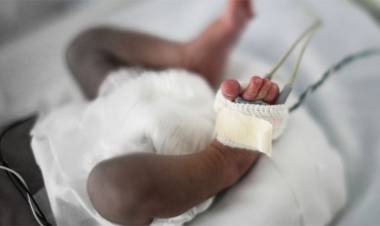 CÓRDOBA: BEBÉ MALTRATADO POR SUS PADRES MURIÓ POR GOLPES EN LA CABEZA Y HERIDAS INTERNAS