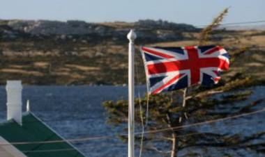 EL REINO UNIDO RATIFICA SU BASE MILITAR EN LAS ISLAS MALVINAS PARA "DISUADIR Y DEFENDER CONTRA AMENAZAS"