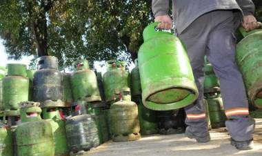 FIJARON AUMENTOS ESCALONADOS EN LOS PRECIOS DE LAS GARRAFAS, SUBEN SUBSIDIO A SECTORES VULNERABLES