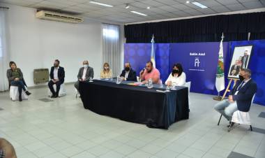 BENEFICIOS PARA COMERCIANTES Y UNA INVERSIÓN DE 30 MILLONES DE PESOS PARA LIMPIEZA Y BARRIDO, ANUNCIÓ EL MUNICIPIO DE VILLA MERCEDES