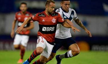 VÉLEZ EN SU REGRESO A LA COPA LIBERTADORES CAYÓ ANTE FLAMENGO, QUE SE LO DIO VUELTA