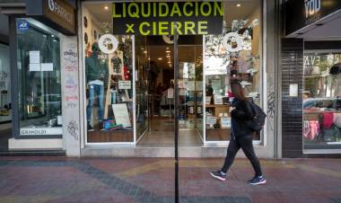 SEGÚN EL INDEC LA ECONOMÍA EN ARGENTINA CAYÓ 2,6% EN FEBRERO