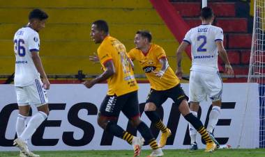 COPA LIBERTADORES: BOCA CAYÓ 1-0 ANTE BARCELONA EN GUAYAQUIL