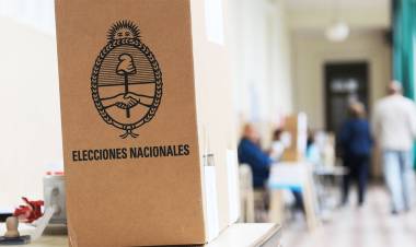 SE POSTERGAN POR UN MES LAS PASO Y LEGISLATIVAS, ASÍ LO ACORDARON GOBIERNO Y OPOSICIÓN