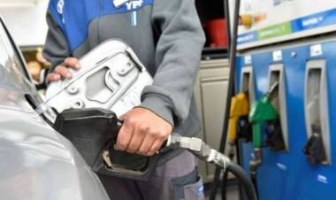 LOS COMBUSTIBLES VOLVIERON A AUMENTAR, DESDE ESTE SÁBADO UN 6%. MÁS