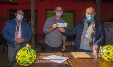 BUENOS AIRES: EL MUNICIPIO DE MAR CHIQUITA OTORGÓ UNA AYUDA ECONÓMICA A FOMENTO DE MAR DE COBO