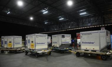 EL LUNES ARGENTINA RECIBIRÁ UN RÉCORD DE VACUNAS ASTRAZENECA, UN CARGAMENTO DE MÁS DE 2 MILLONES DE DÓSIS