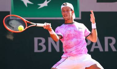 CON AUTORIDAD Y A PASO FIRME DIEGO SCHWARTZMAN AVANZA A TERCERA RONDA EN ROLAND GARROS TRAS VECER AL ESLOVENO BEDENE