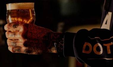 HAY 1.000 MEDIAS PINTAS DISPONIBLES: EN TUCUMÁN REGALARÁN CERVEZA PARA INCENTIVAR A LA VACUNACIÓN DE LOS JÓVENES