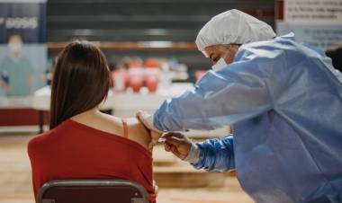 "ARGENTINA ES EL PAÍS NÚMERO 17 EN EL MUNDO CON MÁS VACUNAS APLICADAS"