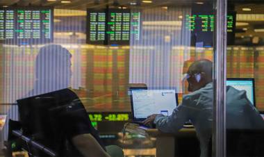 REVÉS ELECTORAL DEL FRENTE DE TODOS: DÓLAR, ACCIONES Y RIESGO PAÍS, EN LA MIRA TRAS LOS RESULTADOS DE LAS PASO