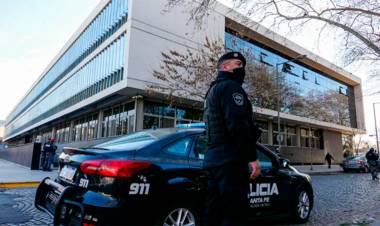 SANTA FE: REFUERZAN LA SEGURIDAD ANTE AMENAZAS DE MUERTE A LOS FISCALES DEL JUICIO A LOS MONOS