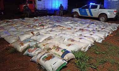 EN MISIONES PREFECTURA INCAUTÓ MÁS DE 17 TONELADAS DE GRANOS DE CONTRABANDO