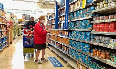 LAS VENTAS EN LOS SUPERMERCADOS AUMENTARON 4,5%. DURANTE AGOSTO SEGÚN DATOS DEL INDEC