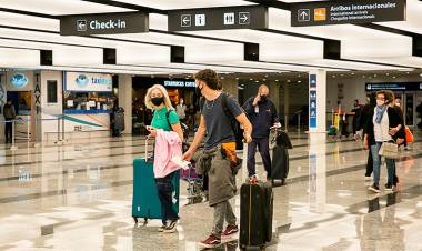 CON ESQUEMA DE VACUNACIÓN COMPLETO LOS TURISTAS EXTRANJEROS PODRÁN INGRESAR AL PAÍS