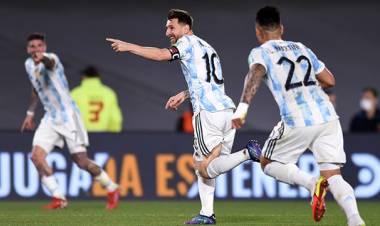 ELIMINATORIAS SUDAMERICANAS: ARGENTINA VISITA A URUGUAY CON LIONEL MESSI DE ARRANQUE