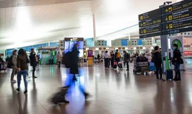 CORONAVIRUS: MÁS DE 2.000 VUELOS FUERON CANCELADOS EN EL MUNDO EN NAVIDAD POR ÓMICRON