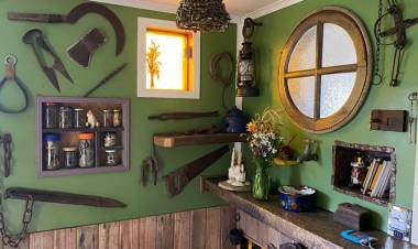 NUEVO PROYECTO EN EL FIN DEL MUNDO: EN EL LUGAR MÁS INHÓSPITO DE TIERRA DEL FUEGO UN VIAJERO CREÓ UNA BIBLIOTECA