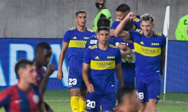 BOCA SE QUEDÓ CON EL TORNEO DE VERANO TRAS VENCER A SAN LORENZO CON GOL DE VÁSQUEZ