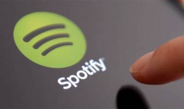 TRAS LA PROTESTA DE NEIL YOUNG, SPOTIFY INCLUIRÁ UNA ADVERTENCIA EN LOS CONTENIDOS SOBRE CORONAVIRUS