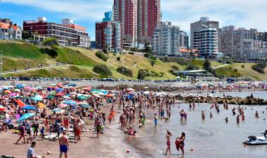 EXCELENTE MOVIMIENTO TURÍSTICO EN TODO EL PAÍS: LAMMENS ASEGURÓ QUE TRAS RÉCORD DE ESTE VERANO LANZARÁN NUEVA TEMPORADA PREVIAJE