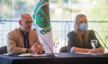 EL GOBIERNO DE SAN LUIS OTORGÓ UN AUMENTO SALARIAL DEL 46% A LA ADMINISTRACIÓN PÚBLICA, PLAN DE INCLUSIÓN SOCIAL, BECAS 22 AG Y JÓVENES LÍDERES