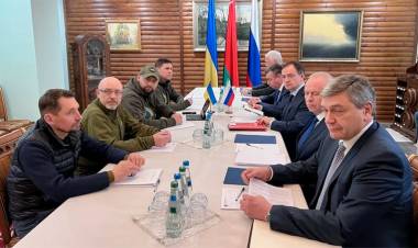 ESTE LUNES SE REANUDAN LAS NEGOCIACIONES ENTRE UCRANIA Y RUSIA EN BUSCA DE SOLUCIONES