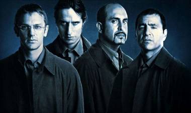 EN FORMATO PELÍCULA Y 20 AÑOS DESPUÉS, EN EL 2024 VUELVEN "LOS SIMULADORES"