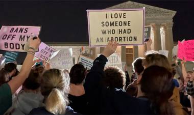 LA CORTE SUPREMA DE ESTADOS UNIDOS ANULÓ EL DERECHO AL ABORTO, QUEDA LIBRADO A CADA ESTADO