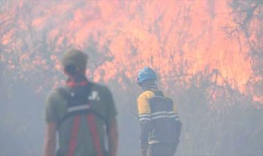ALERTA POR NUEVOS INCENDIOS, EL FUEGO AVANZA EN CÓRDOBA, JUJUY Y SALTA: MÁS DE 4000 HECTÁREAS QUEMADAS