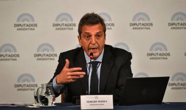 MASSA ESTUVO EN DIPUTADOS Y PIDIÓ UN ACUERDO POLÍTICO PARA SANCIONAR EL PRESUPUESTO 2023