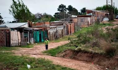 CASI 4 DE CADA 10 PERSONAS, SON POBRES EN LA ARGENTINA,  SEGÚN EL INDEC