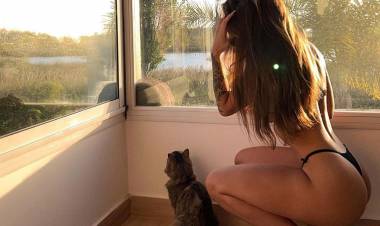 CON VARIAS FOTOS SUBIDAS DE TONO HIZO UNA CUENTA REGRESIVA: EL MOTIVO