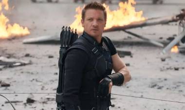 JEREMY RENNER EN “ESTADO CRÍTICO”, INTERNAN A ESTRELLA DE MARVEL TRAS ACCIDENTE