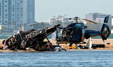 AUSTRALIA: CUATRO MUERTOS TRAS CHOQUE DE DOS HELICÓPTEROS SOBRE PLAYA CON TURISTAS